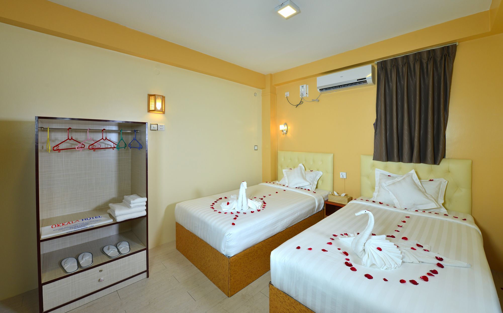 Okkala Hotel Rangun Kültér fotó